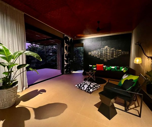 WhatsApp Image 2025-10-24 at 09.58.25 (1)